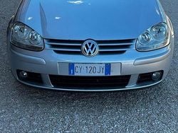 Grigio Usata 2005 VW Golf V Tre volumi | 3000 €