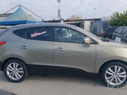 Grigio Usata 2011 Hyundai ix35 SUV | 6499 € (Buon prezzo)
