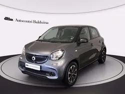 Grigio indyum/tetto nero Usata 2017 Smart ForFour Passion Tre volumi | 13.500 € (Buon prezzo)