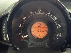 Grigio Usata 2020 Toyota Aygo Connect Style Due volumi | 11.000 € (Buon prezzo)