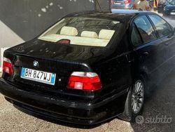 Nero Usata 2000 BMW 2000 Tre volumi | 700 €