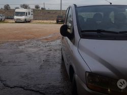Grigio Usata 2006 Fiat Multipla Monovolume | 2700 € (Molto cara)