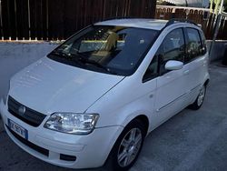 Bianco Usata 2008 Fiat Idea Monovolume | 3300 € (Buon prezzo)