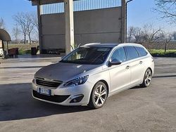 Usata 2015 Peugeot 308 SW Station wagon | 4000 €