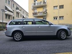 Argento Usata 2005 Volvo V50 Kinetic Station wagon | 3800 € (Buon prezzo)