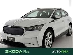 Bianco pastello Usata 2022 Skoda Enyaq iV Executive SUV | 24.400 € (Buon prezzo)