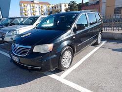 Nero Usata 2012 Lancia Voyager Monovolume | 6700 € (Super prezzo)