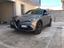 Grigio Usata 2018 Alfa Romeo Stelvio Executive SUV | 16.990 € (Ottimo prezzo)