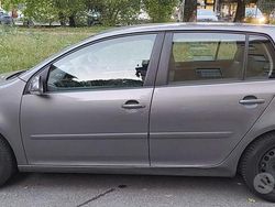 Grigio Usata 2007 VW Golf V Due volumi | 3500 €