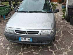Grigio Usata 1999 Citroën Saxo Due volumi | 600 €