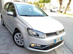 Grigio Usata 2011 VW Polo Tre volumi | 2990 € (Buon prezzo)