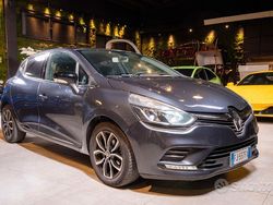 Grigio Usata 2017 Renault Clio IV Tre volumi | 8500 € (Buon prezzo)
