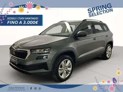 Grigio graphite metallizzato Usata 2024 Skoda Karoq Executive SUV | 26.900 € (Buon prezzo)