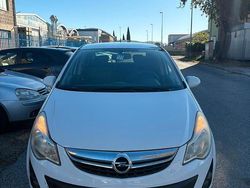 Bianco Usata 2013 Opel Corsa Edition Tre volumi | 3600 € (Buon prezzo)