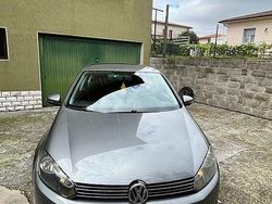 Grigio Usata 2011 VW Golf VI Highline Tre volumi | 6500 € (Buon prezzo)