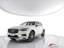 Bianco Usata 2020 Volvo XC60 Inscription SUV | 20.900 € (Buon prezzo)
