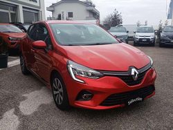 Rosso passion Usata 2020 Renault Clio V Zen Tre volumi | 9500 € (Ottimo prezzo)