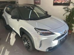 Grigio Nuova 2025 Toyota Yaris Cross Sport SUV | 33.990 € (Cara)