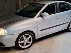 Usata 2007 Seat Ibiza Reference Tre volumi | 1850 € (Buon prezzo)
