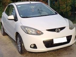 Bianco Usata 2008 Mazda 2 Tre volumi | 1950 € (Molto cara)