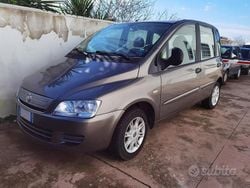 Grigio Usata 2010 Fiat Multipla Dynamic Monovolume | 2500 € (Buon prezzo)