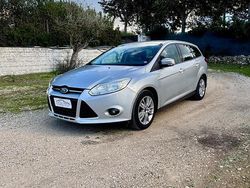 Grigio Usata 2012 Ford Focus Titanium Station wagon | 6900 € (Molto cara)