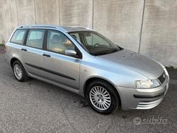 Argento Usata 2006 Fiat Stilo Dynamic Station wagon | 1700 € (Buon prezzo)