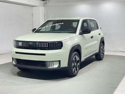 Azzurro acqua Nuova 2025 Fiat Panda Icon SUV | 20.100 €