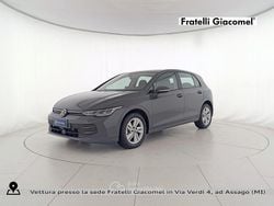 Dolphin grey metallizzato Usata 2025 VW Golf Life Tre volumi | 26.400 € (Ottimo prezzo)