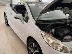 Bianco Usata 2010 Peugeot 207 CC Cabrio | 3700 € (Ottimo prezzo)