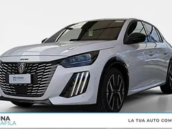Bianco banchisa Nuova 2025 Peugeot 208 GT Due volumi | 22.100 € (Buon prezzo)