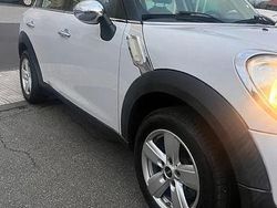 Usata 2015 Mini Cooper Countryman SUV | 9250 €