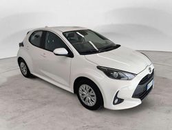 Bianco Usata 2023 Mazda 2 Tre volumi | 15.800 € (Ottimo prezzo)