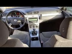 Nero Usata 2009 VW Passat Tre volumi | 2500 € (Super prezzo)