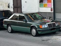 Verde Usata 1991 Mercedes E200 Tre volumi | 7500 €