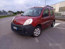 Rosso Usata 2008 Renault Kangoo Monovolume | 2980 € (Buon prezzo)