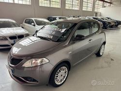Nero Usata 2018 Lancia Ypsilon Platinum Due volumi | 7900 € (Buon prezzo)
