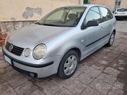 Grigio Usata 2003 VW Polo Comfortline Tre volumi | 900 € (Ottimo prezzo)