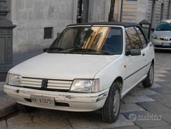 Bianco Usata 1988 Peugeot 205 Cabrio | 3000 €