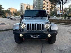 Grigio Usata 2013 Jeep Wrangler Unlimited Sahara SUV | 22.900 € (Buon prezzo)