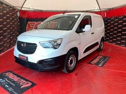 Bianco Usata 2019 Opel Combo Monovolume | 7999 € (Buon prezzo)