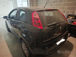 Nero Usata 2006 Fiat Punto Due volumi | 2000 €