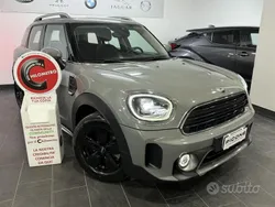 Grigio Usata 2022 Mini Cooper Countryman Classic SUV | 28.500 € (Buon prezzo)