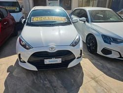 Bianco Usata 2022 Toyota Yaris Tre volumi | 13.999 € (Buon prezzo)