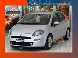 Grigio Usata 2015 Fiat Punto Lounge Due volumi | 5990 € (Buon prezzo)