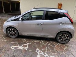 Usata 2020 Toyota Aygo X-wave Due volumi | 14.150 € (Buon prezzo)
