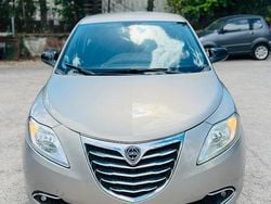 Marrone Usata 2011 Lancia Ypsilon S Due volumi | 5500 € (Buon prezzo)