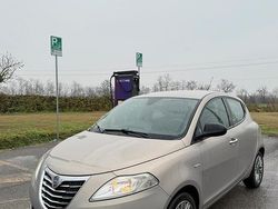 Grigio Usata 2012 Lancia Ypsilon Platinum Due volumi | 5900 € (Buon prezzo)