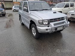 Grigio Usata 1988 Mitsubishi Pajero SUV | 10.400 €