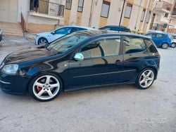 Nero Usata 2007 VW Golf V Tre volumi | 3300 € (Buon prezzo)